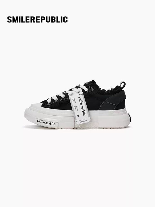 SMILEREPUBLIC | Classic 70s black low-top canvas shoes