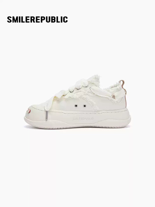 SMILEREPUBLIC | White low-top Chuck Smile Canvas Shoes