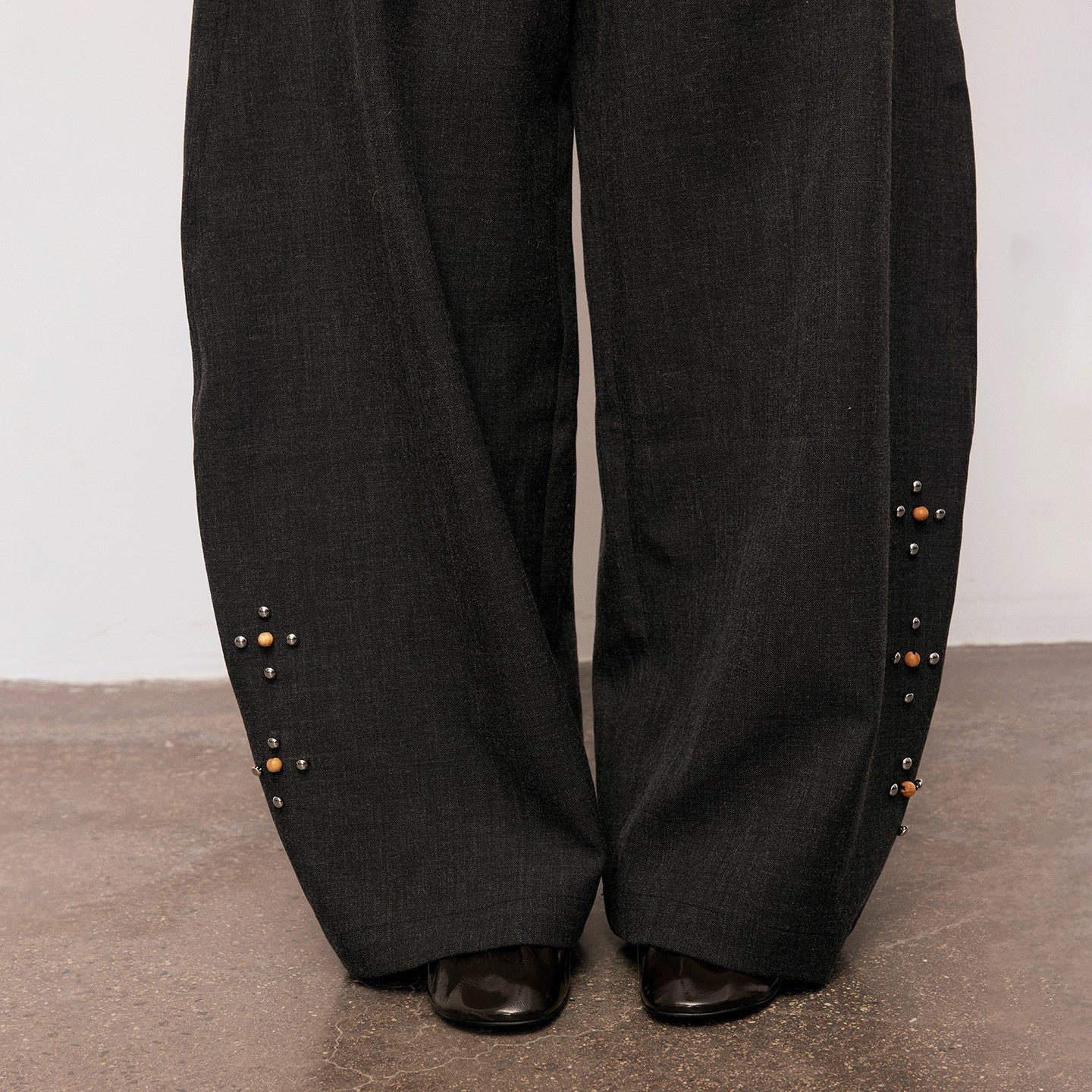 Dpercent | Cotton and wool blend V-neck color-block long-sleeved knitted sweater