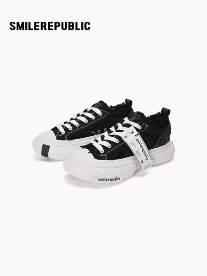 SMILEREPUBLIC | Classic 70s black low-top canvas shoes