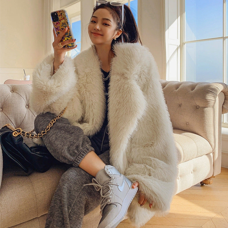 Featured image for 'Women's Winter Faux Fur Coat Short Jacket with Luxurious Faux Fox Fur Collar'